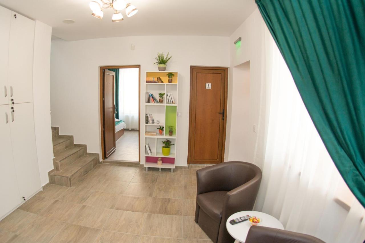 Pensiunea Attitude Alba Iulia Ngoại thất bức ảnh
