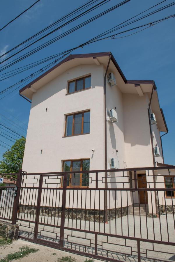 Pensiunea Attitude Alba Iulia Ngoại thất bức ảnh