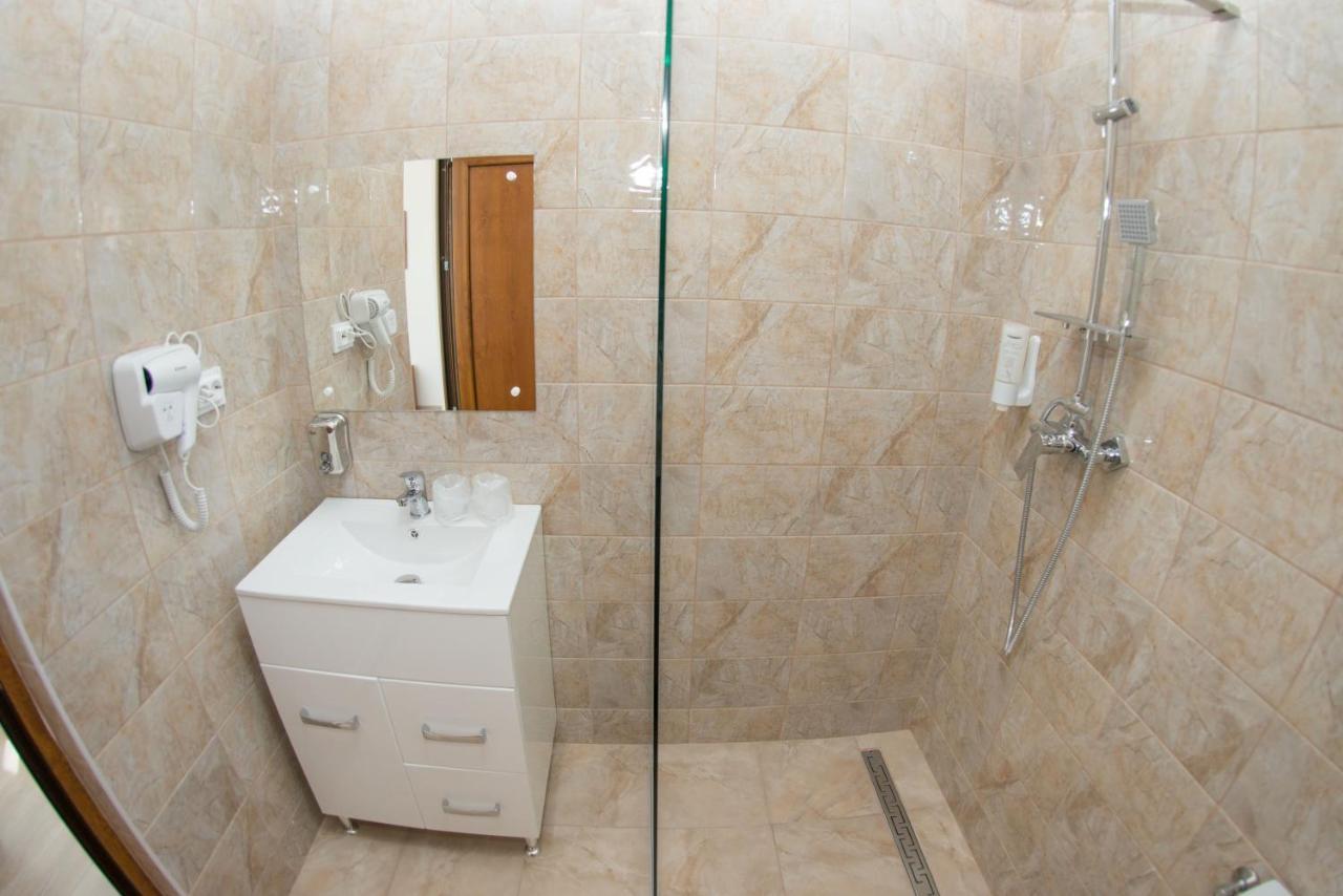 Pensiunea Attitude Alba Iulia Ngoại thất bức ảnh